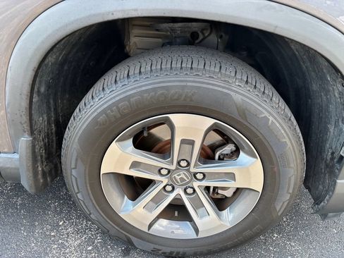Used 2023 Honda Pilot EX-L image 4