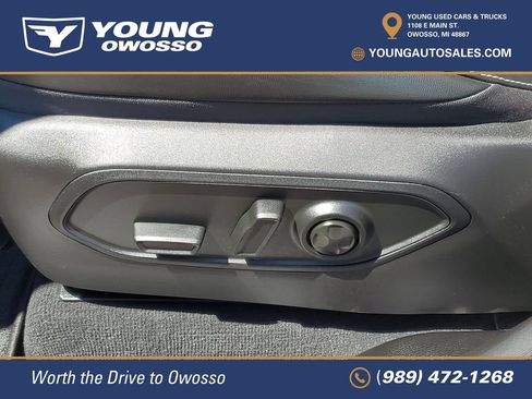 Used 2025 Jeep Grand Cherokee Limited w/ Trailer Tow Package AWD/4WD image 8