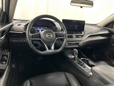 Used 2023 Nissan Altima 2.5 SL AWD/4WD image 23