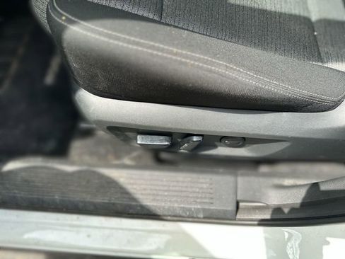 Used 2023 Nissan Rogue SV image 14