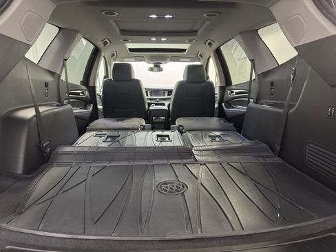 Used 2019 Buick Enclave Premium image 32