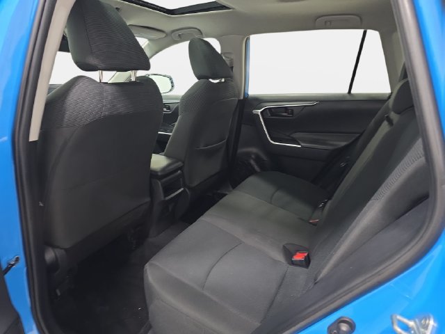 Used 2019 Toyota RAV4 LE w/ All Weather Liner Package AWD/4WD image 12