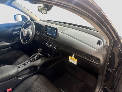 New 2026 Honda HR-V LX image 25