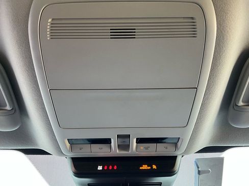 Used 2025 MAZDA CX-30 AWD 2.5 S w/ Preferred Package image 16