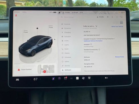 Used 2025 Tesla Model Y Long Range RWD image 2
