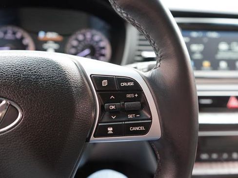 Used 2019 Hyundai Sonata Limited image 11