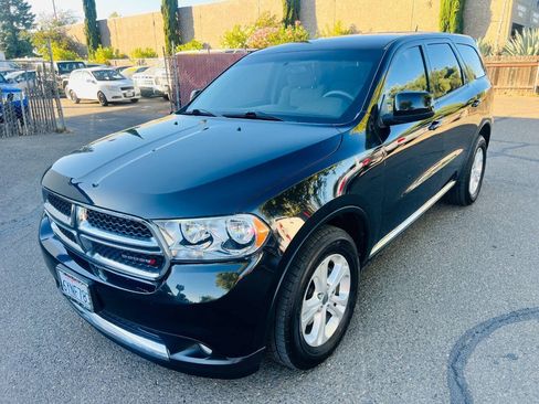 Used 2012 Dodge Durango SXT AWD/4WD image 1