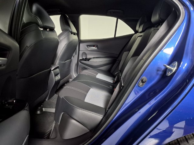 Certified 2025 Toyota Corolla XSE FWD image 30