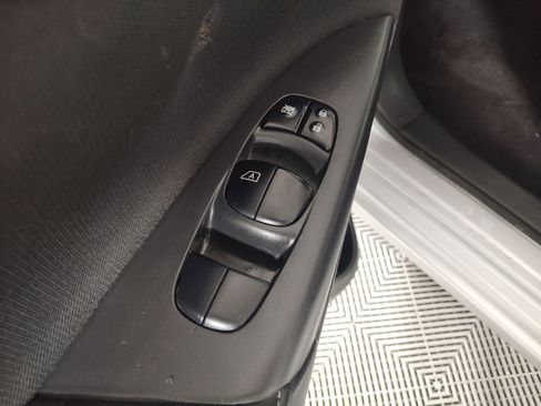 Used 2019 Nissan Sentra S image 21