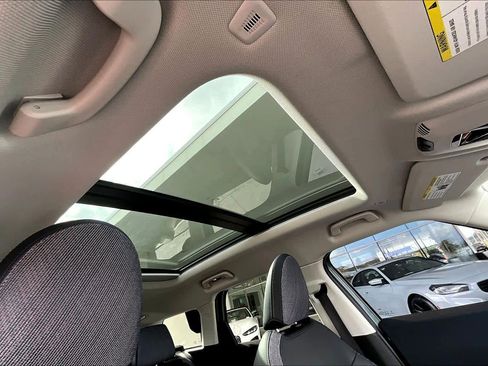 Used 2025 MINI Cooper Countryman S w/ Comfort Package Max image 13