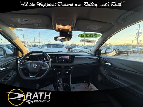Used 2024 Buick Encore GX Sport Touring image 19