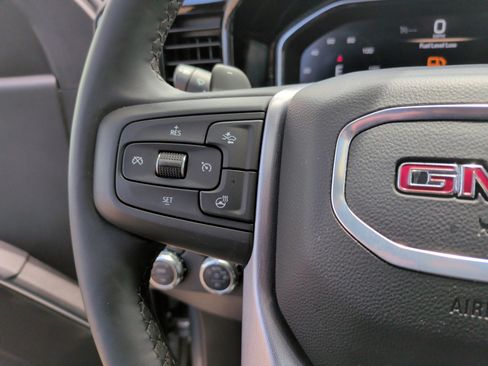 Used 2025 GMC Sierra 1500 Elevation w/ Elevation Premium Package AWD/4WD image 18