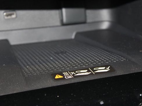 New 2026 Chevrolet Traverse High Country w/ LPO, Floor Liner Package image 36