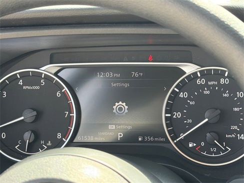 Used 2024 Nissan Rogue S image 31