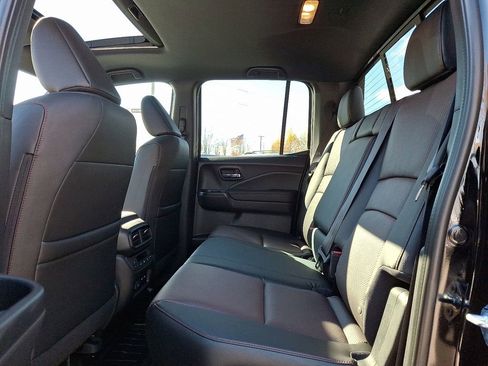 New 2026 Honda Ridgeline Black Edition image 5