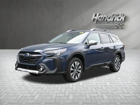 Certified 2025 Subaru Outback Touring w/ Popular Package #2 image 5