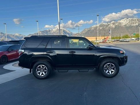 Used 2023 Toyota 4Runner TRD Off-Road Premium w/ Moonroof Package AWD/4WD image 27