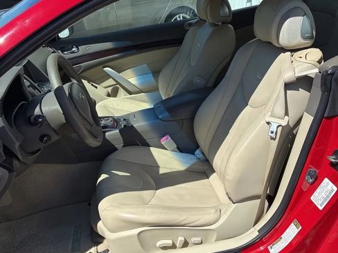 Used 2012 INFINITI G37 Convertible w/ Premium Pkg RWD image 15