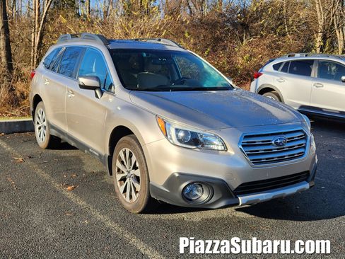 Used 2015 Subaru Outback 2.5i Limited image 1
