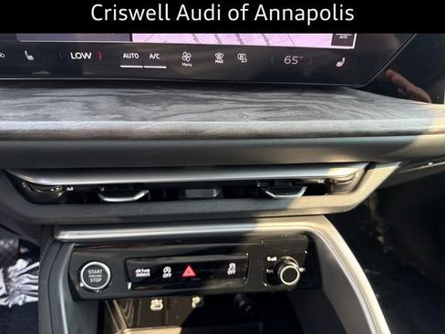 Certified 2025 Audi Q5 Premium w/ Convenience Package AWD/4WD image 23