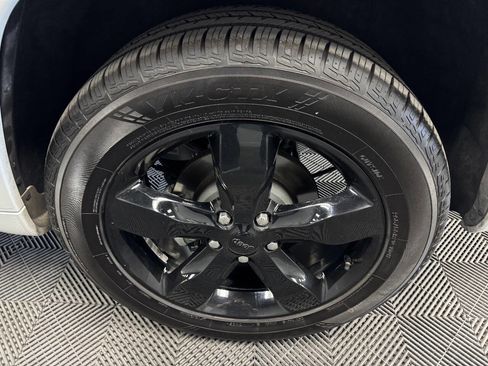 Used 2016 Jeep Grand Cherokee High Altitude image 20