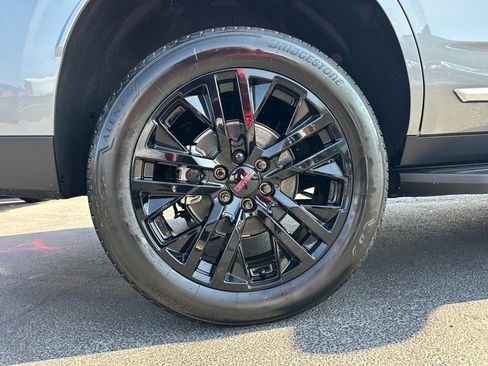 New 2026 GMC Yukon Elevation image 18