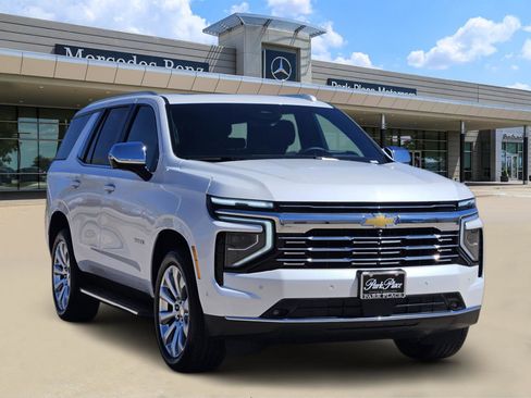 Used 2025 Chevrolet Tahoe Premier image 2