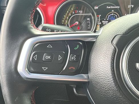 Certified 2022 Jeep Wrangler Unlimited Rubicon w/ Xtreme Recon 35" Tire Package image 17