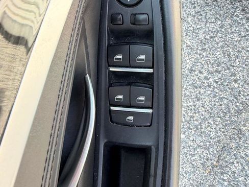Used 2016 BMW 535i xDrive Sedan AWD/4WD image 11