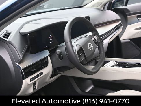 Certified 2025 Nissan Murano SL AWD/4WD image 7