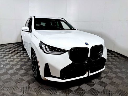 Used 2026 BMW X3 xDrive30i w/ M Sport Package AWD/4WD image 2