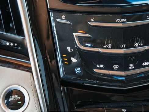 Used 2017 Cadillac Escalade ESV Premium Luxury AWD/4WD image 19