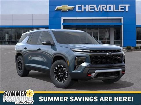 New 2026 Chevrolet Traverse Z71 w/ Driver Confidence Package AWD/4WD image 7
