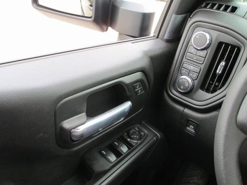 New 2026 GMC Sierra 2500 Pro image 14