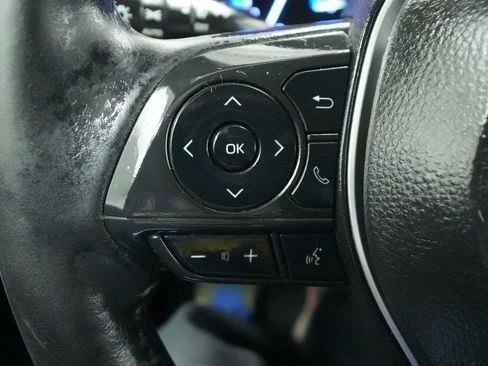 Used 2022 Toyota Corolla Cross XLE w/ Convenience Package AWD/4WD image 35