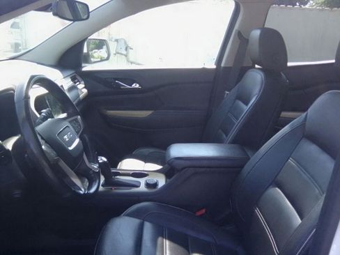 Used 2017 GMC Acadia Denali w/ Technology Package AWD/4WD image 12