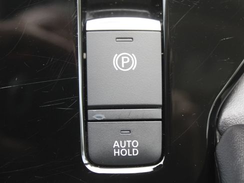 Used 2025 Mitsubishi Outlander SE AWD/4WD image 39