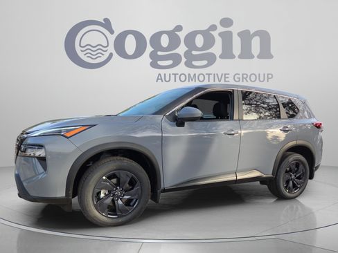 Certified 2026 Nissan Rogue SV w/ Cold Weather Package FWD image 1