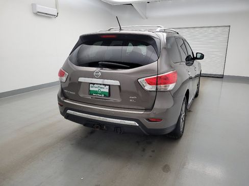 Used 2014 Nissan Pathfinder SL w/ SL Tech Package AWD/4WD image 7