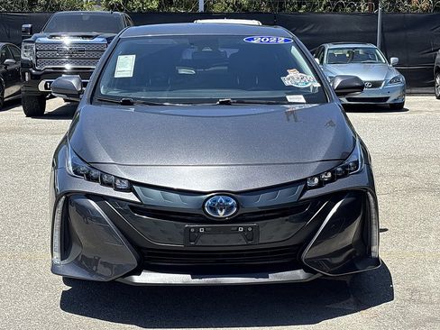 Used 2022 Toyota Prius Prime XLE FWD image 6