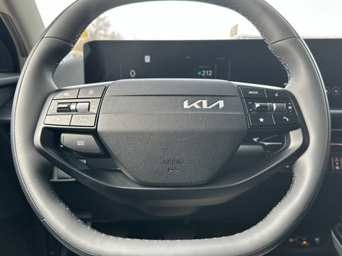 New 2025 Kia EV6 Light w/ Light LR Technology Package image 24