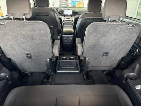Used 2020 Ford Explorer XLT w/ Comfort Package AWD/4WD image 33