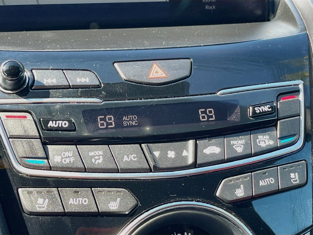 Used 2019 Acura RDX w/ Advance Package AWD/4WD image 16
