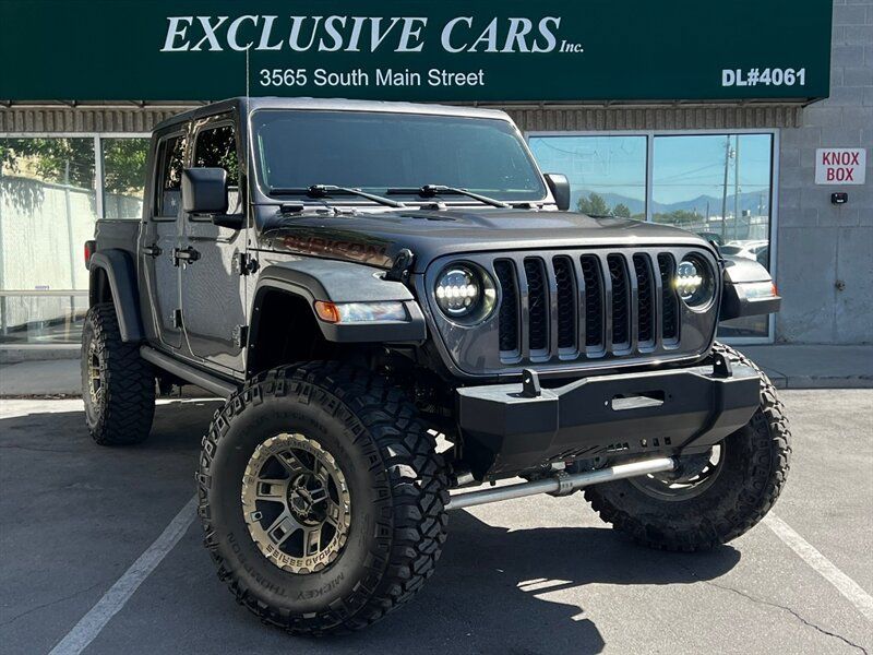 Used 2022 Jeep Gladiator Rubicon w/ Trailer Tow Package AWD/4WD image 1