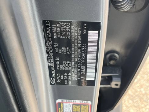 Used 2025 Hyundai Tucson Limited AWD/4WD image 30