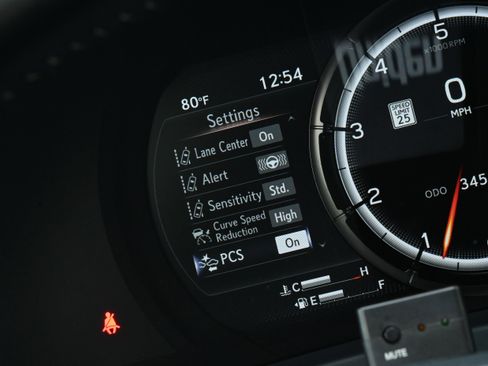 Used 2023 Lexus IS 350 F Sport w/ Navigation Package image 29