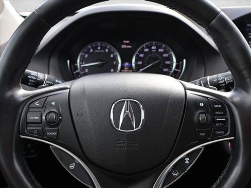 Used 2018 Acura MDX SH-AWD w/ Advance Package image 16