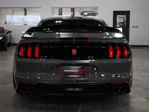 Used 2018 Ford Mustang Shelby GT350R w/ GT350R Equipment Group 920A image 5