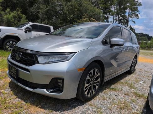 Used 2026 Honda Odyssey Elite image 7