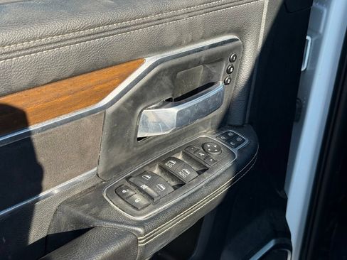 Used 2024 RAM 2500 Laramie AWD/4WD image 12